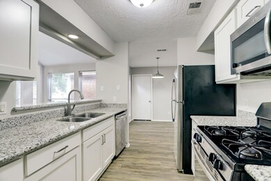 3634 Storm Creek Dr, Houston, TX 77088 - photo 6