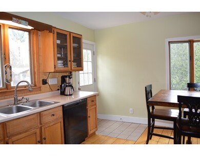 25 Cleveland Ave, Westfield, MA 01085 - photo 6