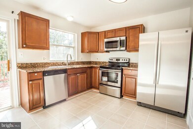 1725 Vonnies View Ct unit 130, Woodbridge, VA 22192 - photo 7