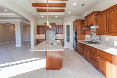 2113CadjewSt-MLS-8