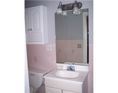 32 Poplar St, Newport, RI 02840 - photo 6