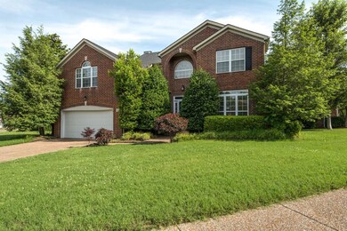 Located in Fieldstone Farms . . . one of Franklin's favorite neighborhoods . . . 