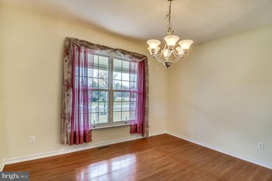 318 Wheatsheaf Dr, New Castle, DE 19720 - photo 7