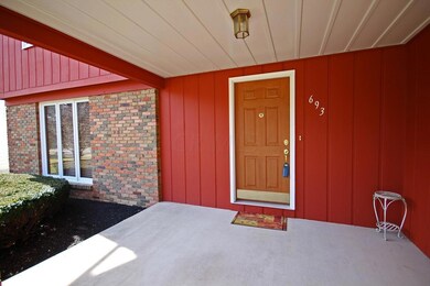 693 Strawberry Hill (5)