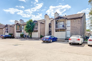 12615 Brookglade Cir unit 201, Houston, TX 77099 - photo 3