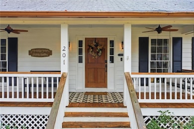 201 Lexington Dr, Woodstock, GA 30188 - photo 3