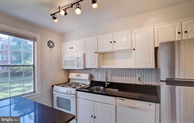 6622 Boulevard View unit A1, Alexandria, VA 22307 - photo 2