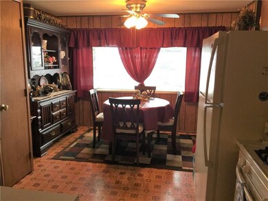 Eat in (dining room) right off kitchen.