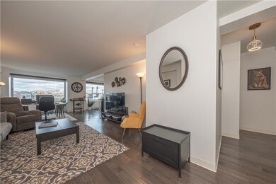 Gateway Towers unit 7E, Pittsburgh, PA 15222 - photo 3