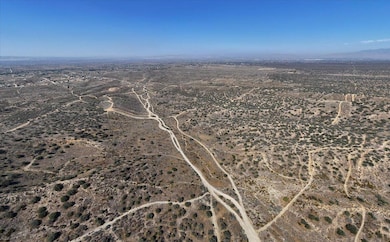 1 Wilson Ranch Rd, Phelan, CA 92371 - photo 2