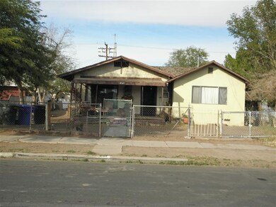 878 El Centro Ave, El Centro, CA 92243 - photo 2