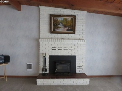 1592 Green Acres Rd, Eugene, OR 97408 - photo 2