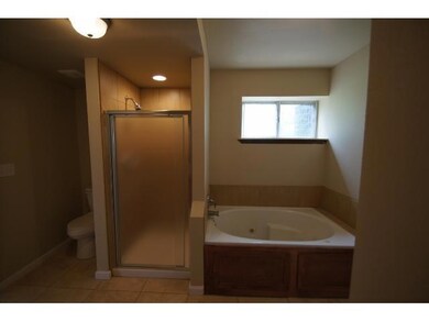 Master Bath/Spa.