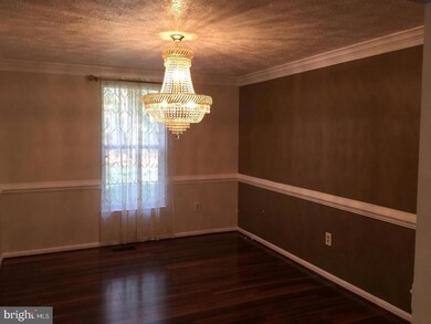 10823 Topbranch Ln, Columbia, MD 21044 - photo 4