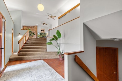 727 Browning Cir, Oconomowoc, WI 53066 - photo 3