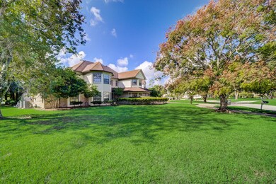 01-Lake Vista Way-001