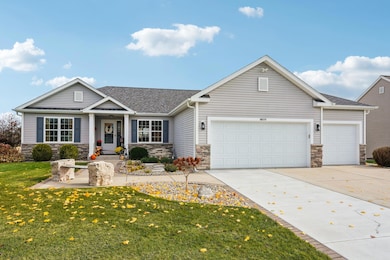 N8174 Woody Ln, Ixonia, WI 53036 - photo 5