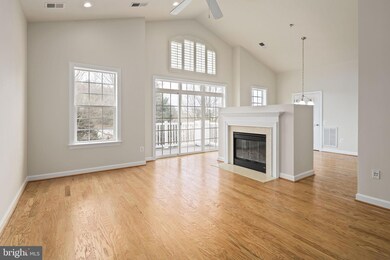 7871 Rolling Woods Ct unit 1407, Springfield, VA 22152 - photo 3