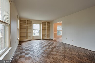 921 E Walnut St, Palmyra, PA 17078 - photo 5