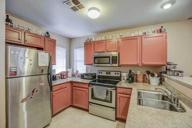 KITCHEN02