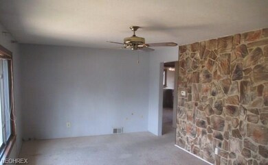 319 Gayle Dr, Sheffield Lake, OH 44054 - photo 2