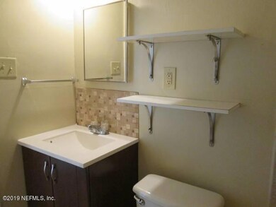 4847 Riverdale Rd, Jacksonville, FL 32210 - photo 4