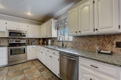 1605 Bedfordshire, Bedford, TX 76021 - photo 6