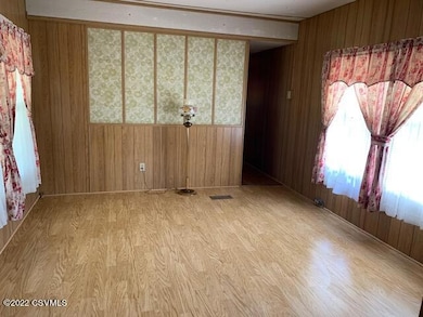 330 E 5th St, Nescopeck, PA 18635 - photo 3