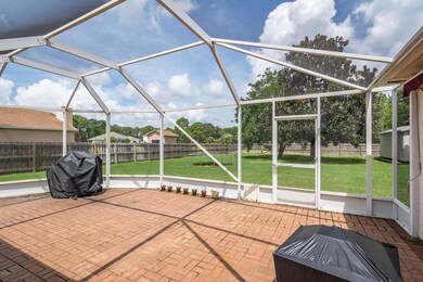 Huge Screened Patio