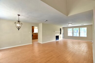 28926 Clearbrook Ln, Magnolia, TX 77355 - photo 4