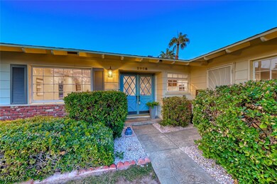 Classic curb appeal!