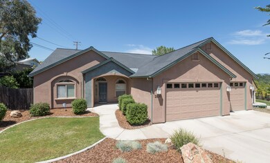 2830 Shasta St, Redding, CA 96001 - photo 2