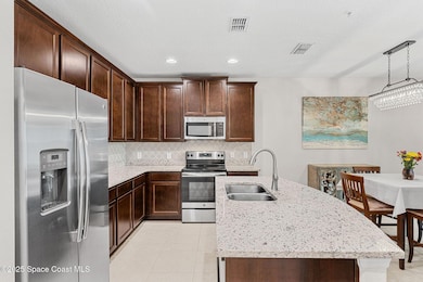 1405 Lara Cir #105 (21)