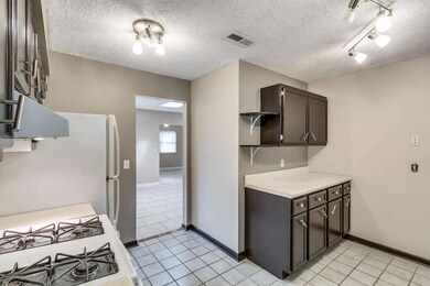 1061 Matador Drive-16