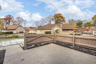 2533 Timberside Dr, Columbus, OH 43235 - photo 4