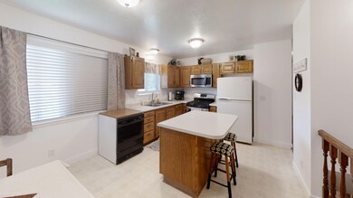 165 N 100 E, Parowan, UT 84761 - photo 4