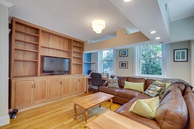 28 James St unit B, Brookline, MA 02446 - photo 6