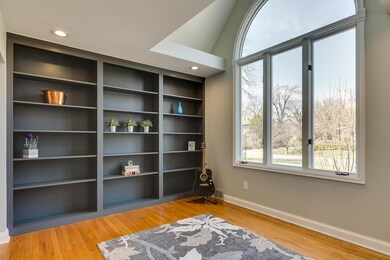 1977 Cardigan Ave, Columbus, OH 43212 - photo 6