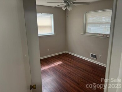 2324 & 2328 5th Ave, Hickory, NC 28602 - photo 6