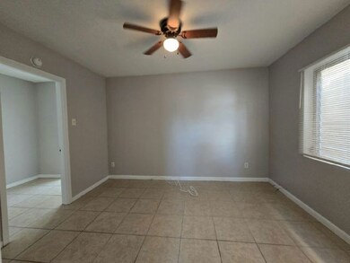 10545 Seminole Blvd unit 1, Largo, FL 33778 - photo 3