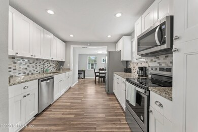 1905 Niblick Dr, Jacksonville, FL 32210 - photo 4