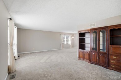 704 Terrace Ct, Trenton, OH 45067 - photo 4