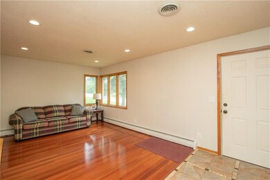 1315 Hyvue St, Adel, IA 50003 - photo 4