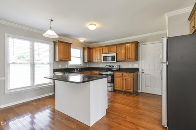 2008 Stoneglen Ln, Raleigh, NC 27603 - photo 5