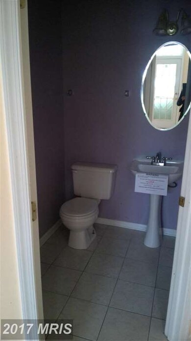 4305 Harbour Town Dr, Beltsville, MD 20705 - photo 7