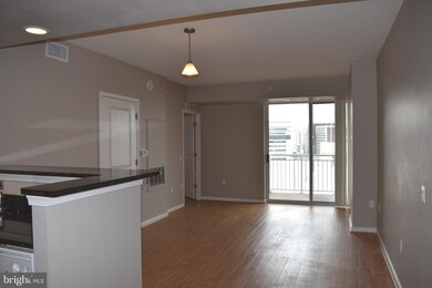 The Crescent unit 1006, Silver Spring, MD 20910 - photo 2