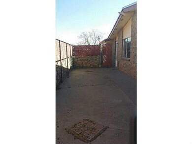361 Hourglass Dr, El Paso, TX 79915 - photo 3