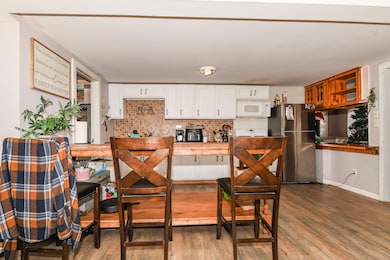 25 maple street-34