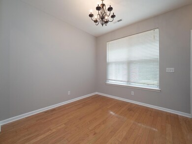 424 Farrow Ct-8234175