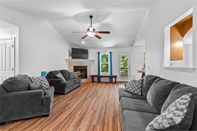 22 Kirkbridge Ln, Bella Vista, AR 72714 - photo 5